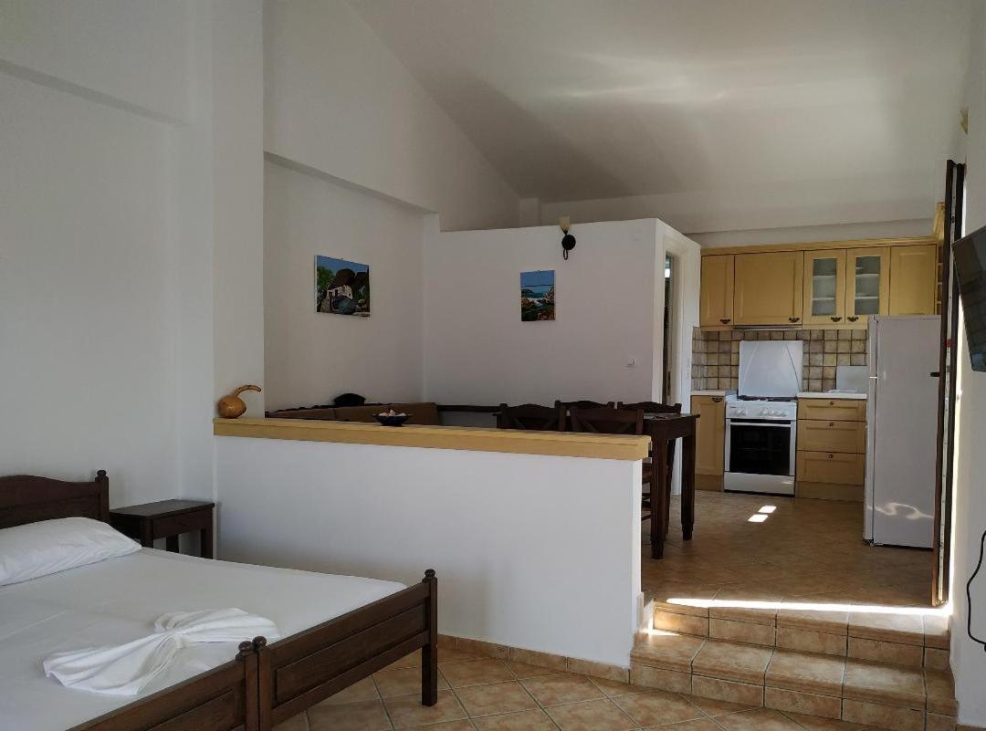 Koimhte Apartment Armenistis  Ngoại thất bức ảnh